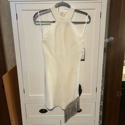 Guess White Size 8 50 Off Speakeasy Cocktail Dress on Queenly