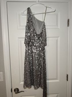 Style 96551 Faviana Silver Size 0 70 Off Jersey Sequined Cocktail Dress on Queenly