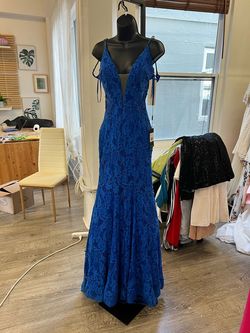 Style 28355 La Femme Blue Size 6 Pageant Straight Dress on Queenly