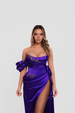 Style Eletta Minna Fashion Purple Size 8 Eletta Pageant Floor Length Side slit Dress on Queenly