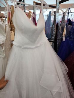 Style 2381 COLORS White Size 14 Tulle Belt Sweet 16 Ball gown on Queenly