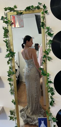 Jovani Silver Size 0 Plunge Mermaid Dress on Queenly