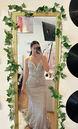 Jovani Silver Size 0 Plunge Floor Length Mermaid Dress on Queenly