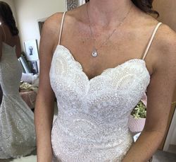 Anne Barge White Size 4 Wedding Plunge Medium Height Mermaid Dress on Queenly