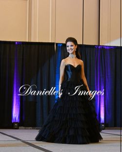 Sherri Hill Black Size 0 Pageant Prom Ball gown on Queenly