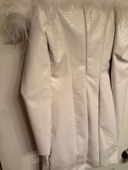 Johnathan Kayne White Size 00 Pageant Jersey Bridal Shower Sleeves Cocktail Dress on Queenly