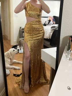 Sherri Hill Gold Size 4 Medium Height Prom Side slit Dress on Queenly
