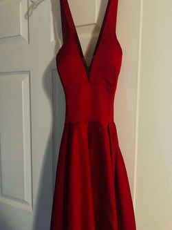 Promgirl Red Size 10 Medium Height Jersey Train Dress on Queenly