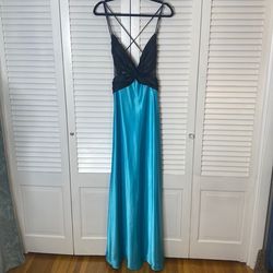 Style 1597 Faviana Blue Size 12 Sheer Plus Size Gala Straight Dress on Queenly