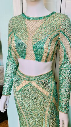 Style 4660A Mac Duggal Green Size 8 Two Piece Long Sleeve Military Mermaid Dress on Queenly