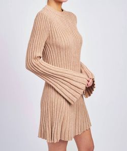 Style 1-3616908237-3471 En Saison Nude Size 4 Shiny Free Shipping Polyester Cocktail Dress on Queenly