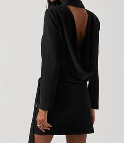 Style 1-3638014602-3472 ASTR Black Size 4 Polyester Cocktail Dress on Queenly