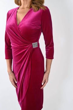 Style 1-938525308-2901 Frank Lyman Pink Size 8 V Neck Tall Height Cocktail Dress on Queenly