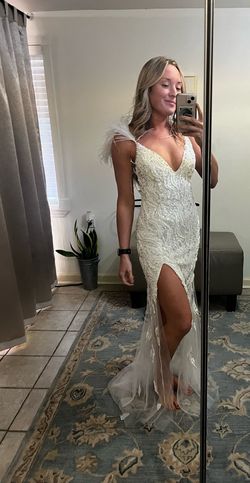 Jovani White Size 2 Tulle Embroidery Side slit Dress on Queenly