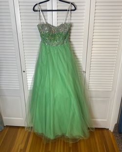 Style 71435 Sparkle Green Size 12 Shiny Tulle Jersey Ball gown on Queenly