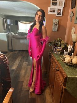 Style JA2378 Jessica Angel Pink Size 2 Plunge Floor Length Mermaid Dress on Queenly