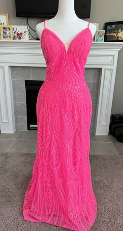 Style Rated pg Promgirl Pink Size 12 Prom Plunge Mermaid Dress on Queenly