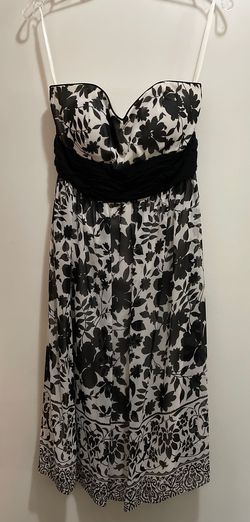 Style 111459 White House Black Market Multicolor Size 6 Prom Homecoming Cocktail Dress on Queenly