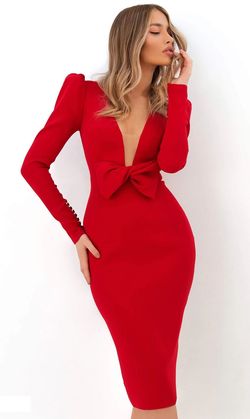 Tarik Ediz Red Size 2 Midi Free Shipping Cocktail Dress on Queenly