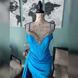 Style 23188 Portia and Scarlett Blue Size 2 Train Black Tie Bustier Mermaid Dress on Queenly