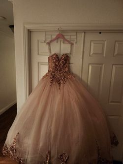 Mora 2000 Multicolor Size 00 Rose Gold Quinceañera Floor Length Ball gown on Queenly