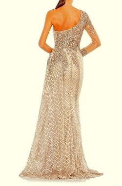 Mac Duggal Nude Size 8 Polyester Train A-line Dress on Queenly