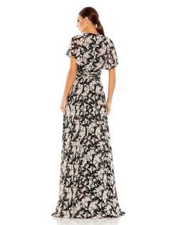Mac Duggal Multicolor Size 12 V Neck Floral Floor Length A-line Dress on Queenly
