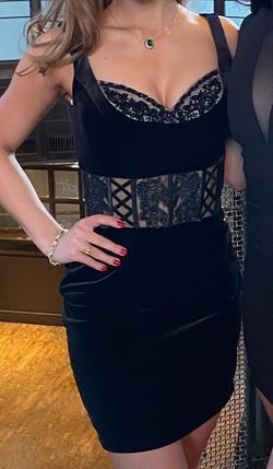 Ellie Wilde Black Size 0 Midi Sheer Cocktail Dress on Queenly