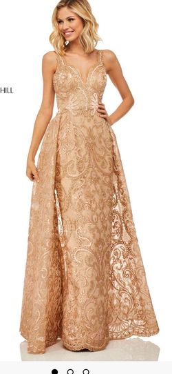 Sherri Hill Gold Size 6 Prom Plunge 50 Off Ball gown on Queenly