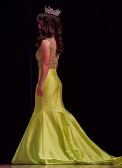 Jovani Yellow Size 2 Swoop Mermaid Dress on Queenly