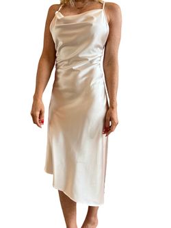 Style 1-1652817709-2901 MOLLY BRACKEN White Size 8 Cocktail Dress on Queenly