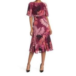 Maggy London Multicolor Size 8 Tulle Burgundy Cocktail Dress on Queenly