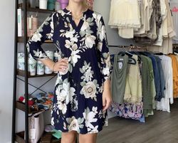 Style 1-3535711276-3989 Dear Scarlett Blue Size 28 Floral Navy Cocktail Dress on Queenly