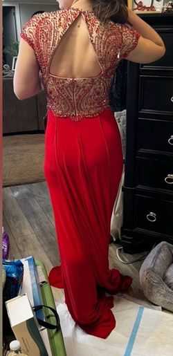 Sherri Hill Red Size 0 Jersey Prom Train Dress on Queenly