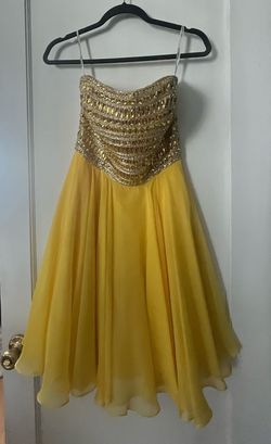 Sherri Hill Yellow Size 8 Strapless Cocktail Dress on Queenly