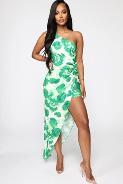 Style LD5626 Fashion Nova Green Size 20 Floor Length One Shoulder Side slit Dress on Queenly