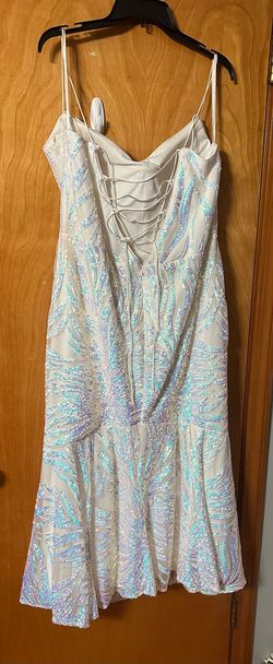 Colors White Size 22 Floor Length Jersey Sequined Mermaid Dress on Queenly