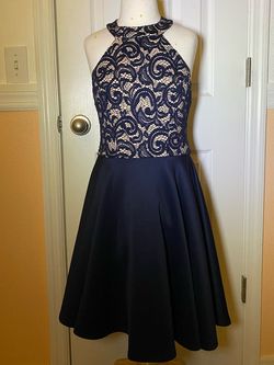 B. Darlin Blue Size 4 Prom Cocktail Dress on Queenly