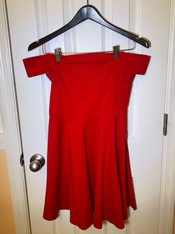 Forever 21 Red Size 2 Sunday Flare Cocktail Dress on Queenly