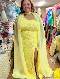 Style 54330 Sherri Hill Yellow Size 18 50 Off Plus Size Jersey Prom Tall Height Mermaid Dress on Queenly