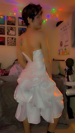 Cinderella Divine White Size 4 Engagement Strapless Straight Dress on Queenly