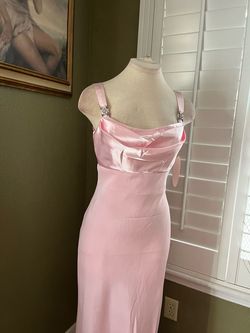 Cinderella Divine Pink Size 0 Silk Plunge A-line Dress on Queenly