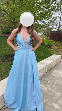 Amelia Couture Blue Size 6 Plunge Prom Side slit Dress on Queenly