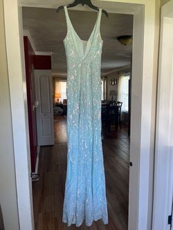 B. Darlin Blue Size 4 50 Off Medium Height Military Mermaid Dress on Queenly