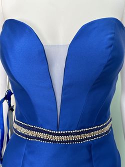 Style 17-225 Madison James Blue Size 8 Prom Spaghetti Strap Mermaid Dress on Queenly