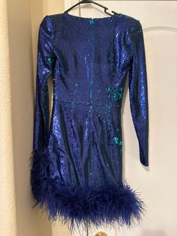 Nadine merabi Blue Size 4 50 Off Long Sleeve Nightclub Cocktail Dress on Queenly