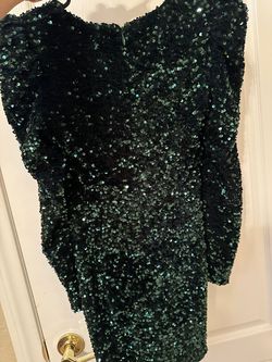 Lavish Alice Green Size 2 50 Off Plunge Cocktail Dress on Queenly