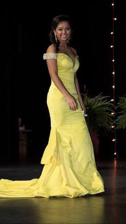 Rachel Allan Yellow Size 6 Plunge Mermaid Dress on Queenly