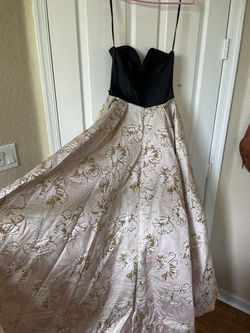Clarisse Multicolor Size 4 Floor Length Ball gown on Queenly