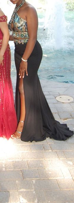Tony Bowls Black Size 6 Prom Halter Floor Length Straight Dress on Queenly